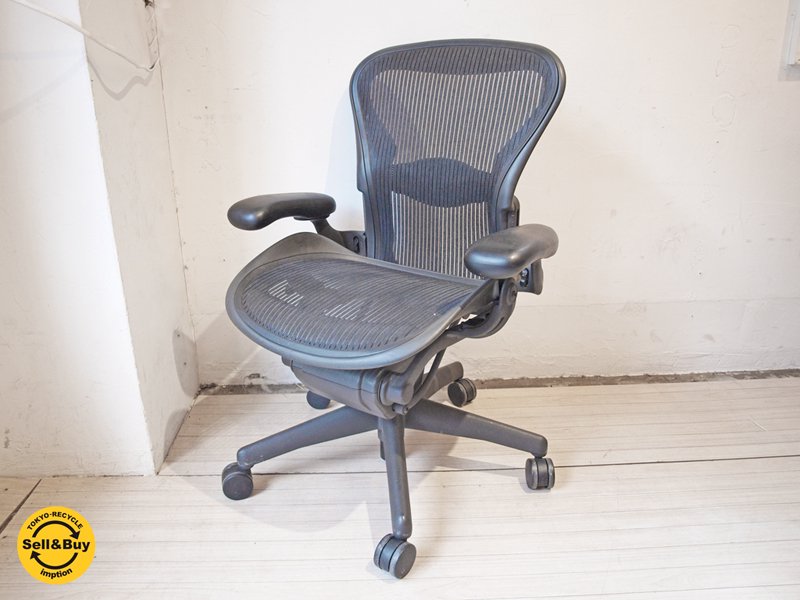 ハーマンミラー HermanMiller アーロンチェア Aeron Chair ランバーサポート Aサイズ グラファイトベース オフィスチェア デスクチェア ★