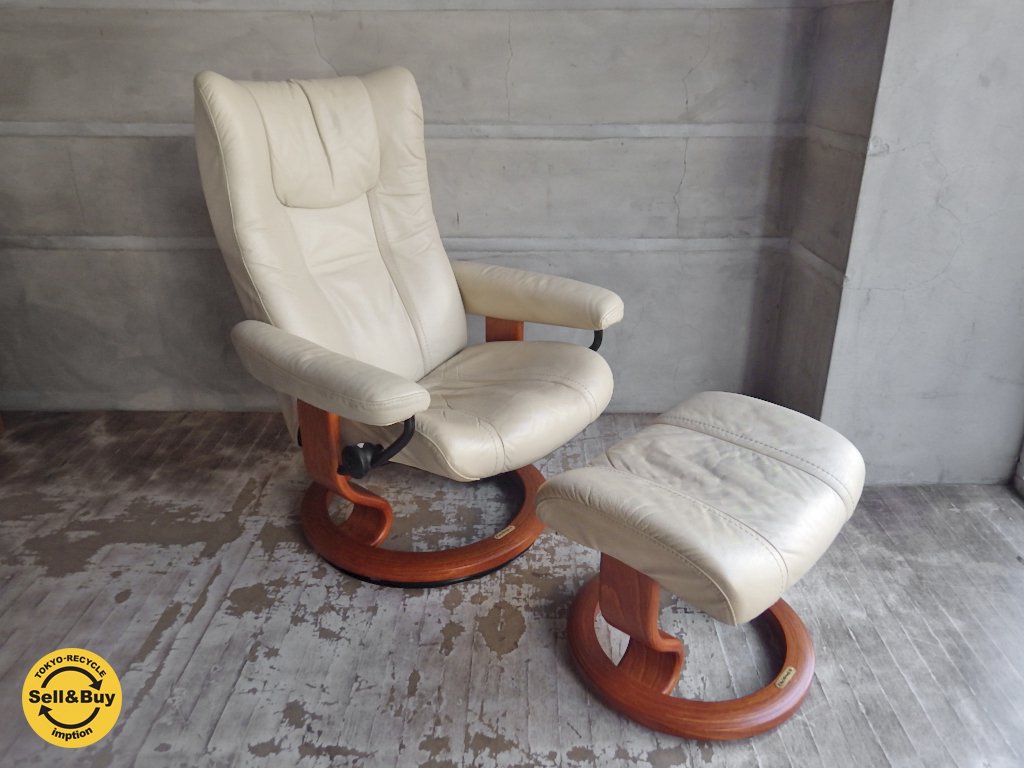 エコーネス EKORNES ストレスレス チェア Stressless ウイング Wing オットマン付き ホワイト レザー ♪