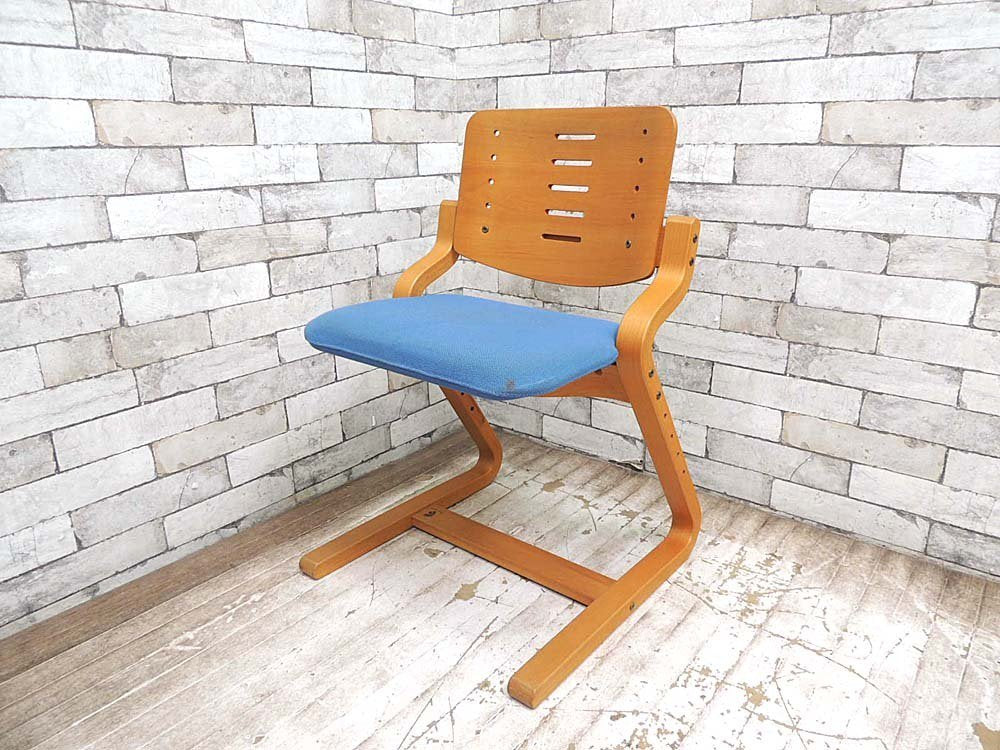 フォルミオ FORMIO デスクチェア KF-02 シートクッション付 ブルー GKデザイン 学習椅子 ●