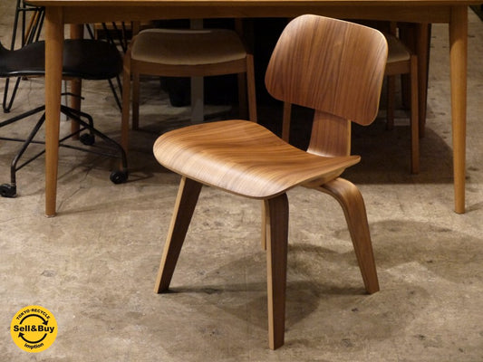 ハーマンミラー Herman Miller プライウッドダイニングチェア DCW ウォールナット C&R イームズ 美品 ■