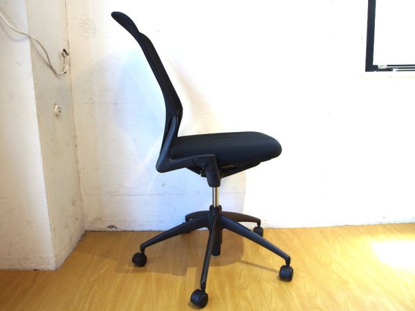 ヴィトラ Vitra デスクチェア Desk chair 昇降機能付 シート前傾機能 ブラック オフィス家具 ★