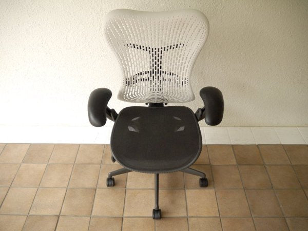 ハーマンミラー USA HermanMiller ミラチェア Mirra Chair 定価￥132,840- デスクチェア オフィスチェア studio7.5デザインエルゴノミクスチェア ◇