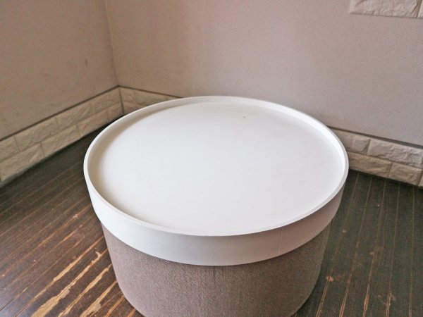 ソフトライン SOFTLINE  ドラムス パフ トレイ DRUMS POUF スツール ホワイトトレイ ローテーブル デンマーク アクタス ACTUS 取扱い ◎