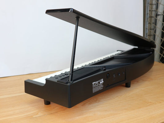 コルグ KORG マイクロピアノ micropiano 61鍵盤 箱付き 譜面台・譜面ファイル・ヘッドフォンセット ◎