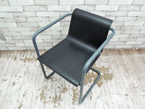 無印良品 MUJI スチールパイプ アームチェア ダークグレー トーネット THONET コラボモデル ●