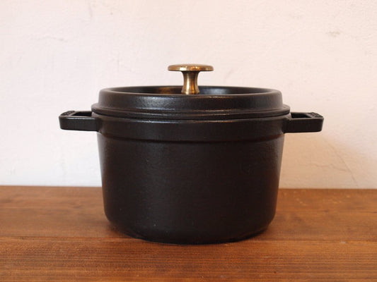 ストウブ STAUB ピコ ココット ラウンド 16cm 両手鍋 ブラック ★