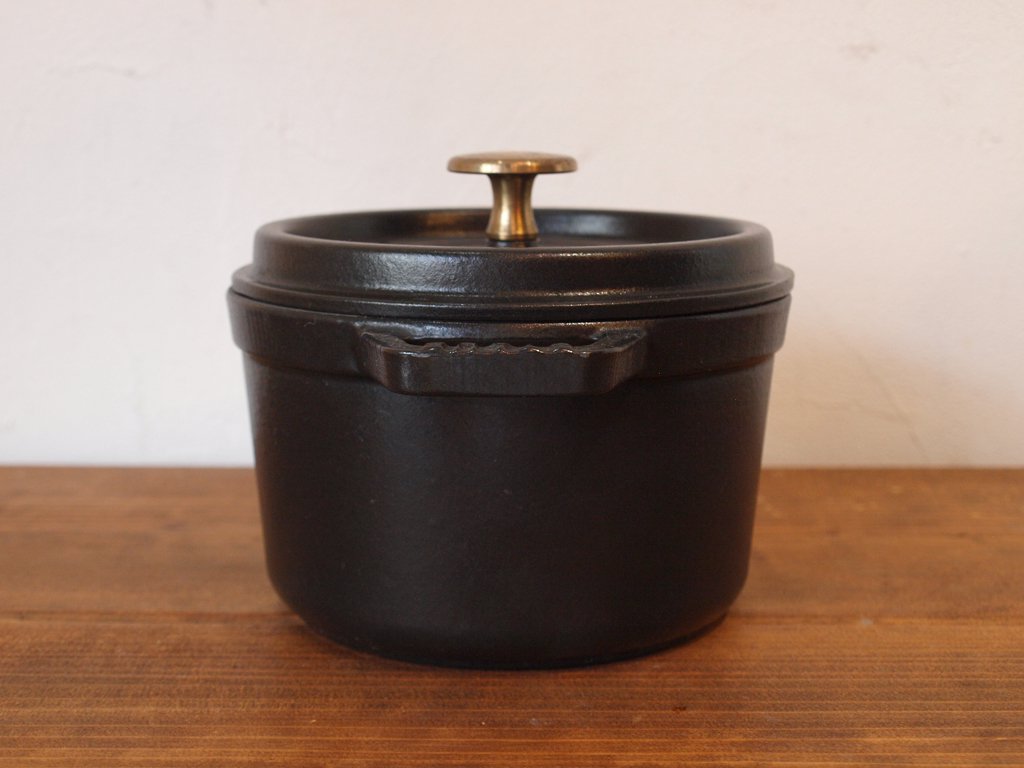 ストウブ STAUB ピコ ココット ラウンド 16cm 両手鍋 ブラック ★