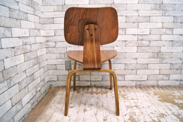 チャールズ & レイ・イームズ Charles & Ray Eames DCW ダイニングチェア プライウッド リプロダクト品 ●