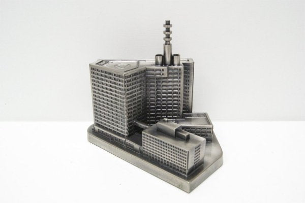 岡田新一 警視庁 本部庁舎 1/1000 模型 希少 建築家 ●