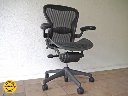 ハーマンミラー HermanMiller アーロンチェア Aeron Chair ランバーサポート フル装備 Bサイズ （ M ） 定価￥183,600- （ デスクチェア / オフィスチェア ） ◇