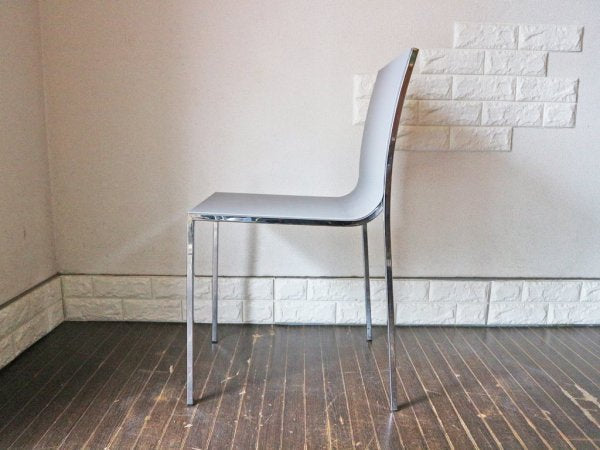 リビット LIVIT ウルトラ ULTRA スタッキングチェア ダイニングチェア cassina ixc. カッシーナ取扱 1脚定価47,520円 B ◎