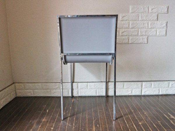 リビット LIVIT ウルトラ ULTRA スタッキングチェア ダイニングチェア cassina ixc. カッシーナ取扱 1脚定価47,520円 B ◎