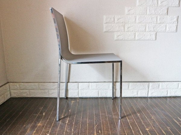 リビット LIVIT ウルトラ ULTRA スタッキングチェア ダイニングチェア cassina ixc. カッシーナ取扱 1脚定価47,520円 B ◎