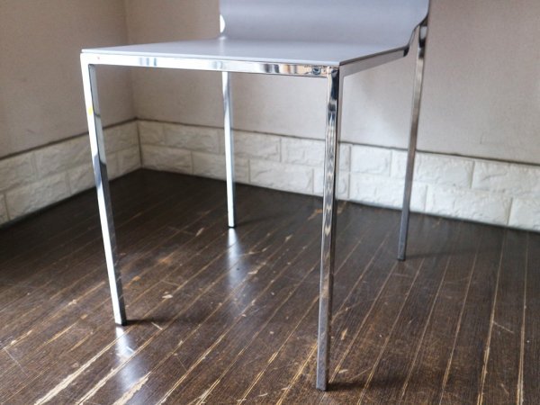 リビット LIVIT ウルトラ ULTRA スタッキングチェア ダイニングチェア cassina ixc. カッシーナ 取扱 1脚定価47,520円 A ◎