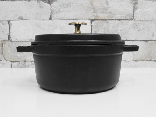 ストウブ Staub ピコ ココット ラウンド 両手鍋 ホーロー鍋 ブラック 18cm ●