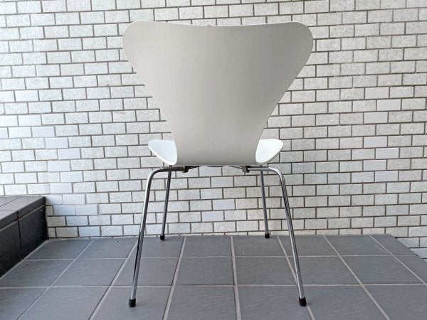 フリッツハンセン Fritz Hansen セブンチェア Seven Chair アルネヤコブセン Arne Jacobsen ホワイトラッカー ■