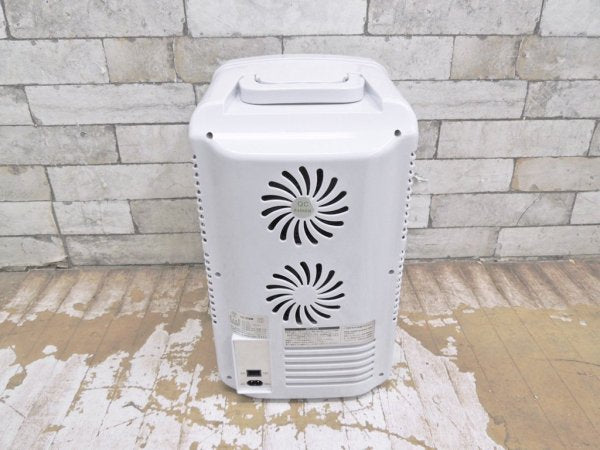 UP STORE 冷温庫 小型 冷蔵庫 車載 ポータブル 10L CH-10L ホワイト ●