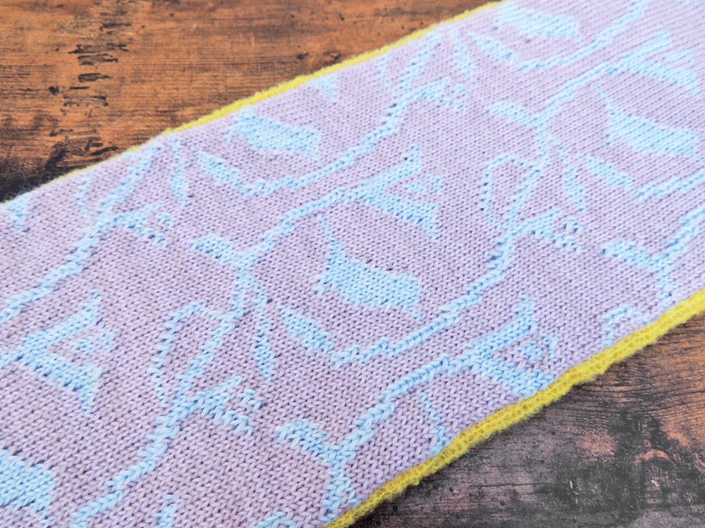 紀編物製作 ハンドメイド ニット編み工房 マフラ― 本棚 菫色×薄桃色 新品 ●
