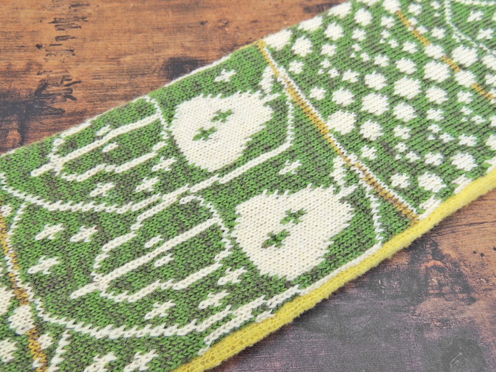 紀編物製作 ハンドメイド ニット編み工房 マフラ― 洋梨 ベージュ × 緑系 蔦 青系 × クリーム 新品 ●