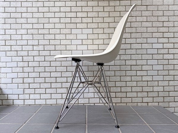 ハーマンミラー Herman Miller サイドシェルチェア 現行 FRP製 ホワイト エッフェルベース イームズ ミッドセンチュリー A ■