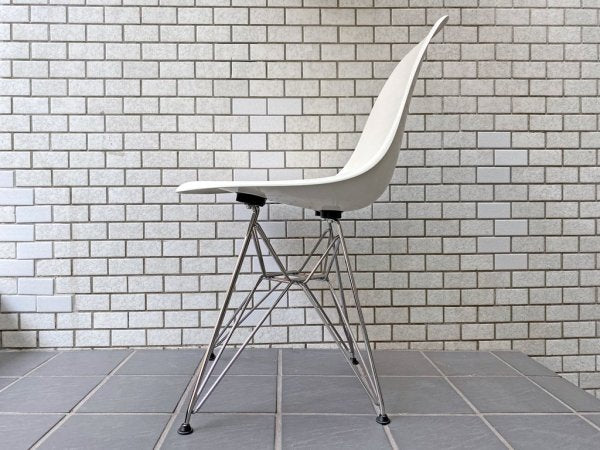 ハーマンミラー Herman Miller サイドシェルチェア 現行 FRP製 ホワイト エッフェルベース イームズ ミッドセンチュリー B ■