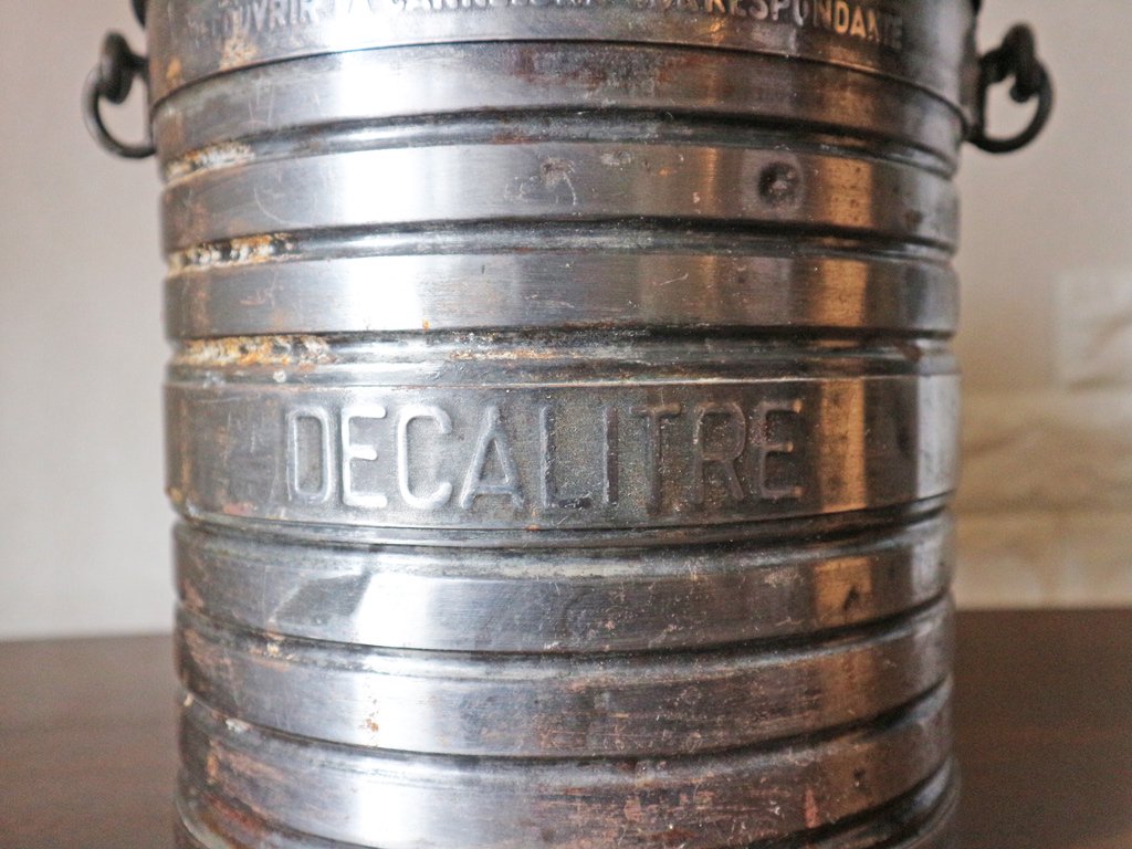 仏 アンティーク バケツ デカリットル Decalitre 水差し ピッチャー 計量容器 メジャーリングジャグ スチール製 10L インダストリアルスタイル フランス ◎