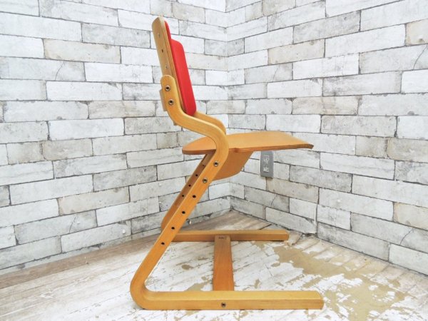 フォルミオ FORMIO デスクチェア KF-02 背クッション付 レッド GKデザイン 学習椅子 ●