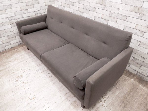 ノイエス NOYES ヴォルスター ソファ Volster Sofa 3人掛け クラシカルデザイン ●