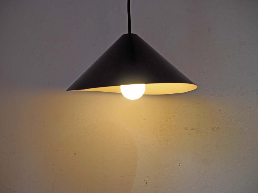 グラフ graf ワフト ペンダントライト waft Pendant Light マットブラック シェード ★