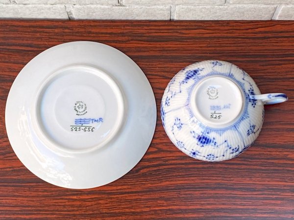 ロイヤルコペンハーゲン ROYAL COPENHAGEN ブルーフルーテッド ハーフレース カップ&ソーサー C&S  F ■