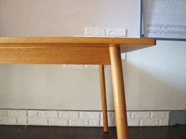 無印良品 MUJI リアルファニチャー オーク材 ダイニングテーブル 丸脚 幅135cm シンプルデザイン ◎