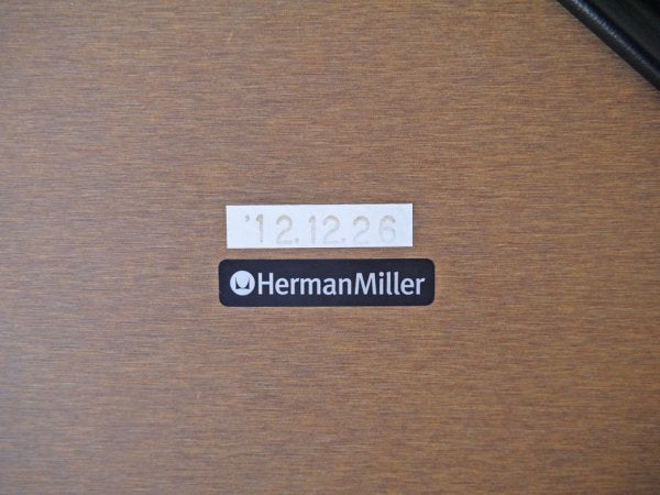 ハーマンミラー Herman Miller イームズ コントラクト ラウンド テーブル ブラック φ90cm 定価:￥104,500- U.S.A ミッドセンチュリー 状態良好 ◇