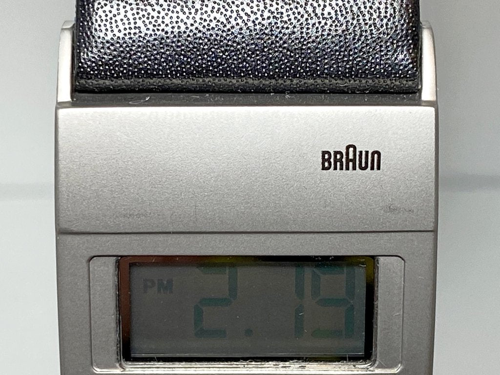 ブラウン BRAUN デジタルウォッチ 腕時計 DW30 復刻モデル BN0076 ディーター・ラムス & ディートリッヒ・ルブス ケース付 希少 ■