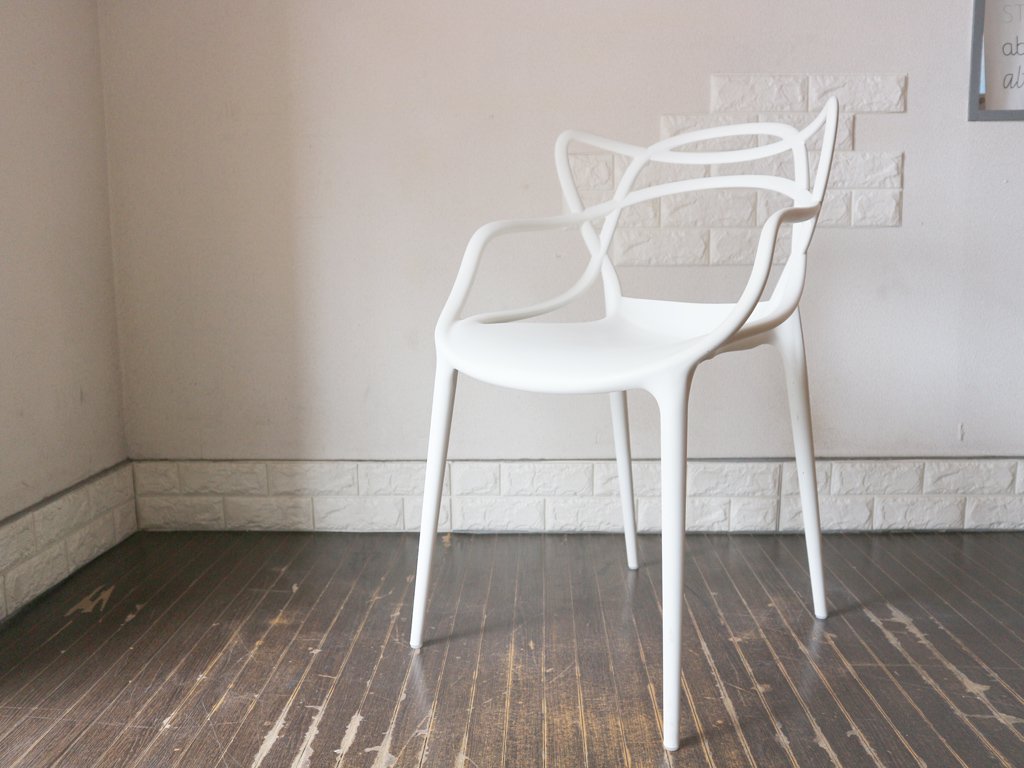 カルテル Kartell マスターズチェア Masters chair フィリップ ・ スタルク Philippe Starck スタッキングチェア ホワイト ◎