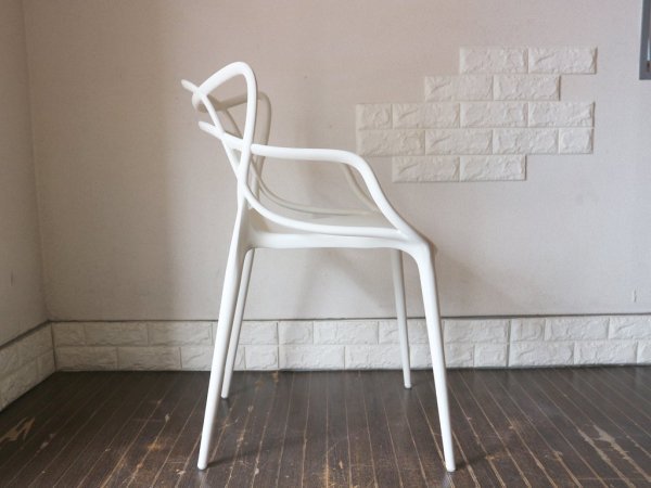 カルテル Kartell マスターズチェア Masters chair フィリップ ・ スタルク Philippe Starck スタッキングチェア ホワイト ◎