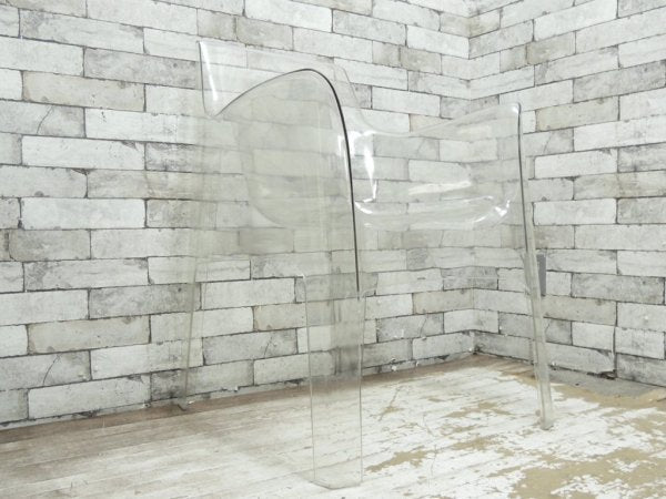 ドリアデ driade キスミーグッバイ KISS ME GOODBYE アームチェア スタッキングチェア 吉岡 徳仁 Tokujin Yoshioka ●