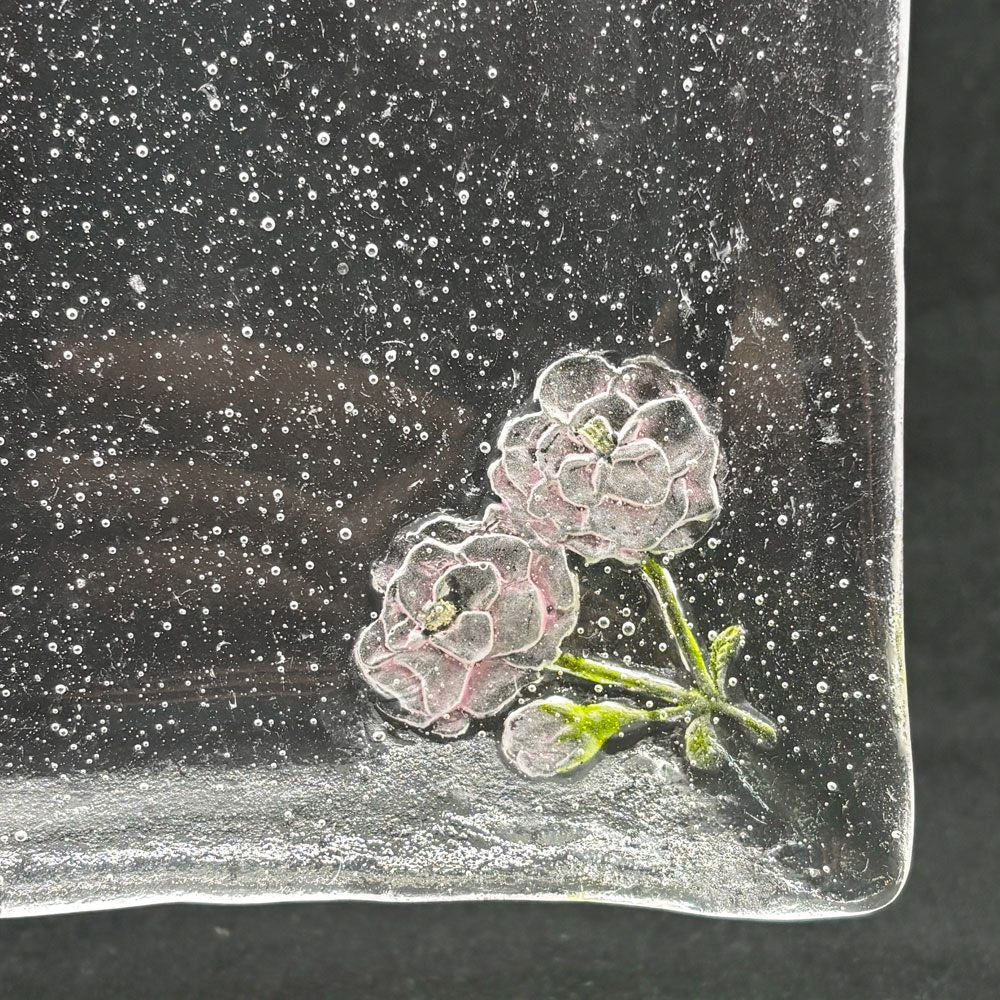 岡田多恵 ガラス 角皿 スクエアプレート パートドヴェール 花 14cm 現代作家 C ●