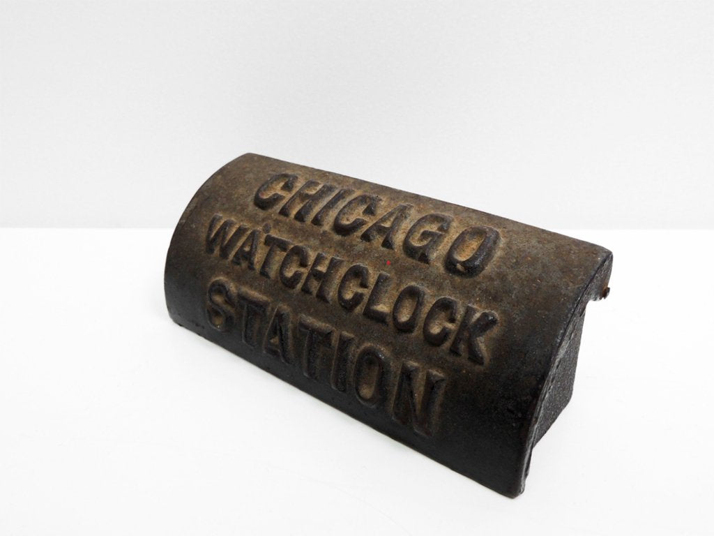 USアンティーク CHICAGO WATCHCLOCK STATION 鋳鉄 キーステーション ボックス & キーチェーン ●