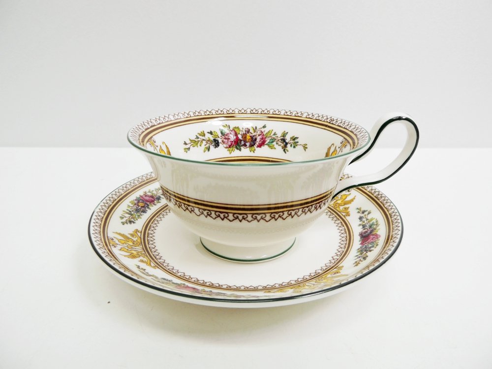 ウェッジウッド WEDGWOOD コロンビア COLUMBIA エナメル ENAMELLED カップ＆ソーサー C/S 白磁 ボーンチャイナ BONE CHINA 英国食器 A ●