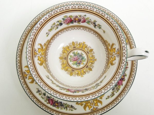 ウェッジウッド WEDGWOOD コロンビア COLUMBIA エナメル ENAMELLED カップ＆ソーサー C/S 白磁 ボーンチャイナ BONE CHINA 英国食器 A ●