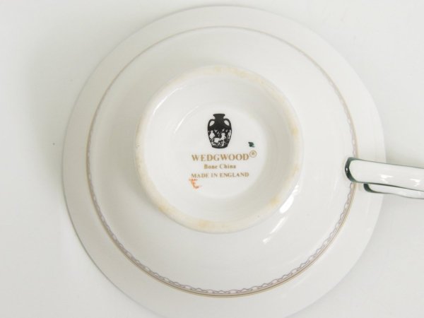 ウェッジウッド WEDGWOOD コロンビア COLUMBIA エナメル ENAMELLED カップ＆ソーサー C/S 白磁 ボーンチャイナ BONE CHINA 英国食器 A ●