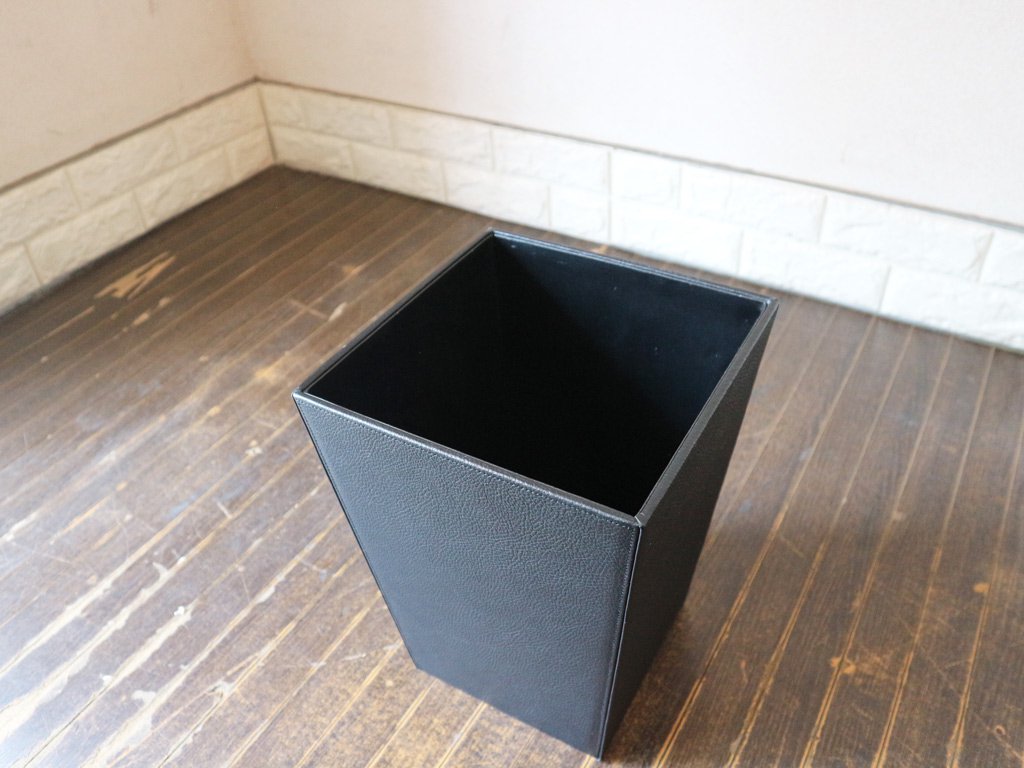 カッシーナ イクスシー Cassina IXC. オリジナル レザー ダストボックス ブラック ゴミ箱 モダンデザイン イタリア ◎