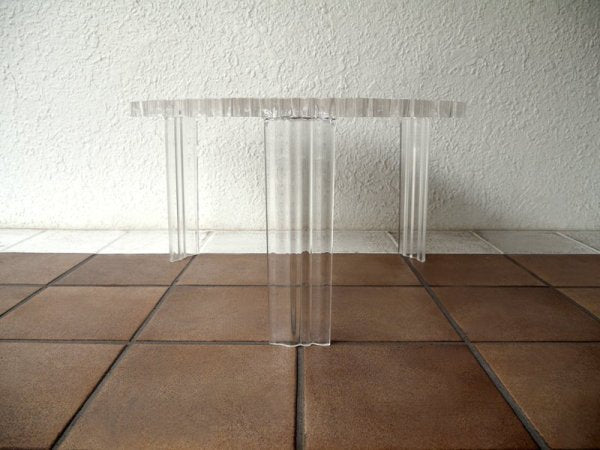 カルテル Kartell ティーテーブル ロー T-TABLE LOW クリスタル パトリシア・ウルキオラ Patricia Urquiola サイドテーブル 定価￥37,950-の品 ◇