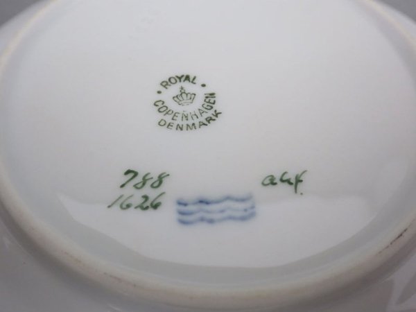 ロイヤルコペンハーゲン Royal Copenhagen 金彩 ケーキプレート 15.5cm デンマーク 1944年 ビンテージ 北欧食器 F ●