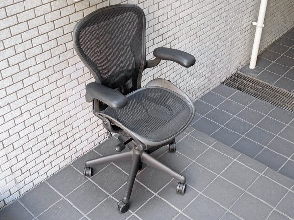 ハーマンミラー Herman Miller アーロンチェア Aeron Chair スタンダード Bサイズ ランバーサポート ■