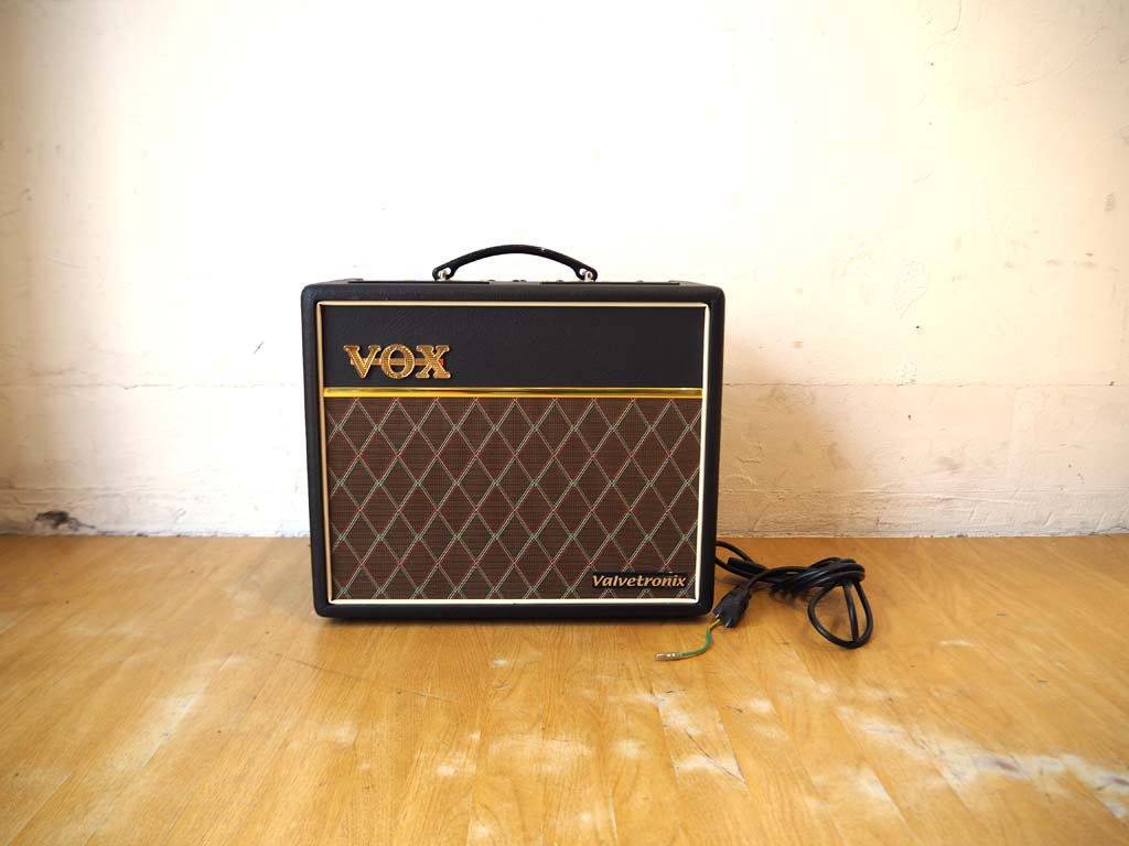 ヴォックス VOX Valvetronix VT20+ ギターアンプ 真空管回路搭載 モデリングアンプ 最大30W★