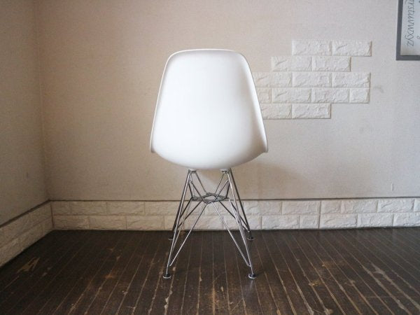 ハーマンミラー HermanMiller × ヴィトラ vitra. 廃盤 Wネーム C&R.イームズ Eames サイドシェルチェア 白 エッフェルベース DSR ◎