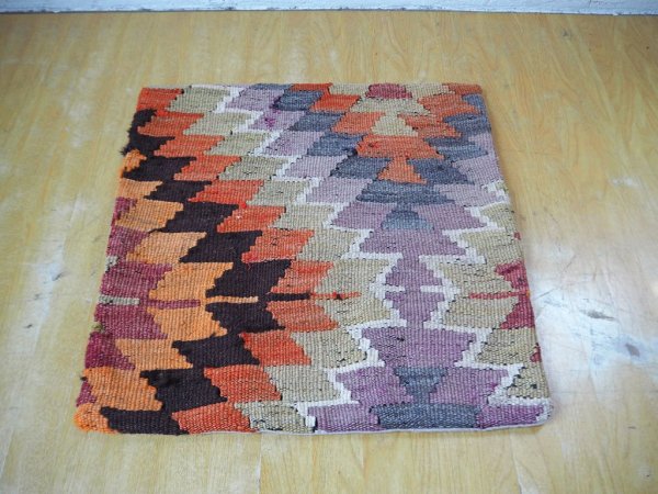 オールドキリム old kilim クッションカバー ウール/コットン 50ｃｍ×50ｃｍ レッド・ベージュベース ノルディック柄 A★