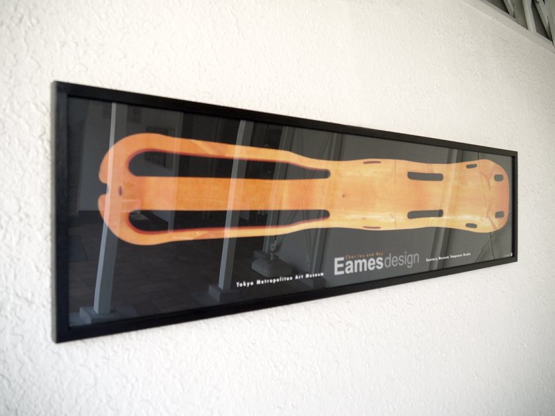 イームズ ・ デザイン展 Eames レッグスプリント 額装ポスター 未使用元箱付 2001年-2002年 廃盤品 東京都美術館 サントリーミュージアム マイスター MEISTER 監修 ◇