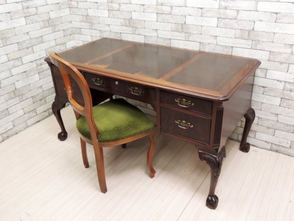 ヘックマン・ファニチャー HEKMAN FURNITURE レザートップ × マホガニー材 ライティングデスク 抽斗4杯 鍵付き 猫脚 USビンテージ チッペンデールスタイル ●